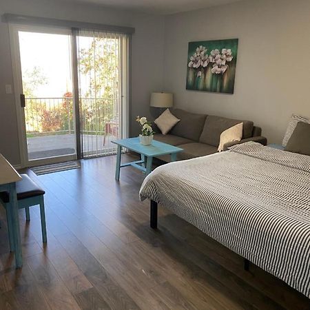 Guest Suite With Patio That Backs Onto Greenbelt カムループス エクステリア 写真